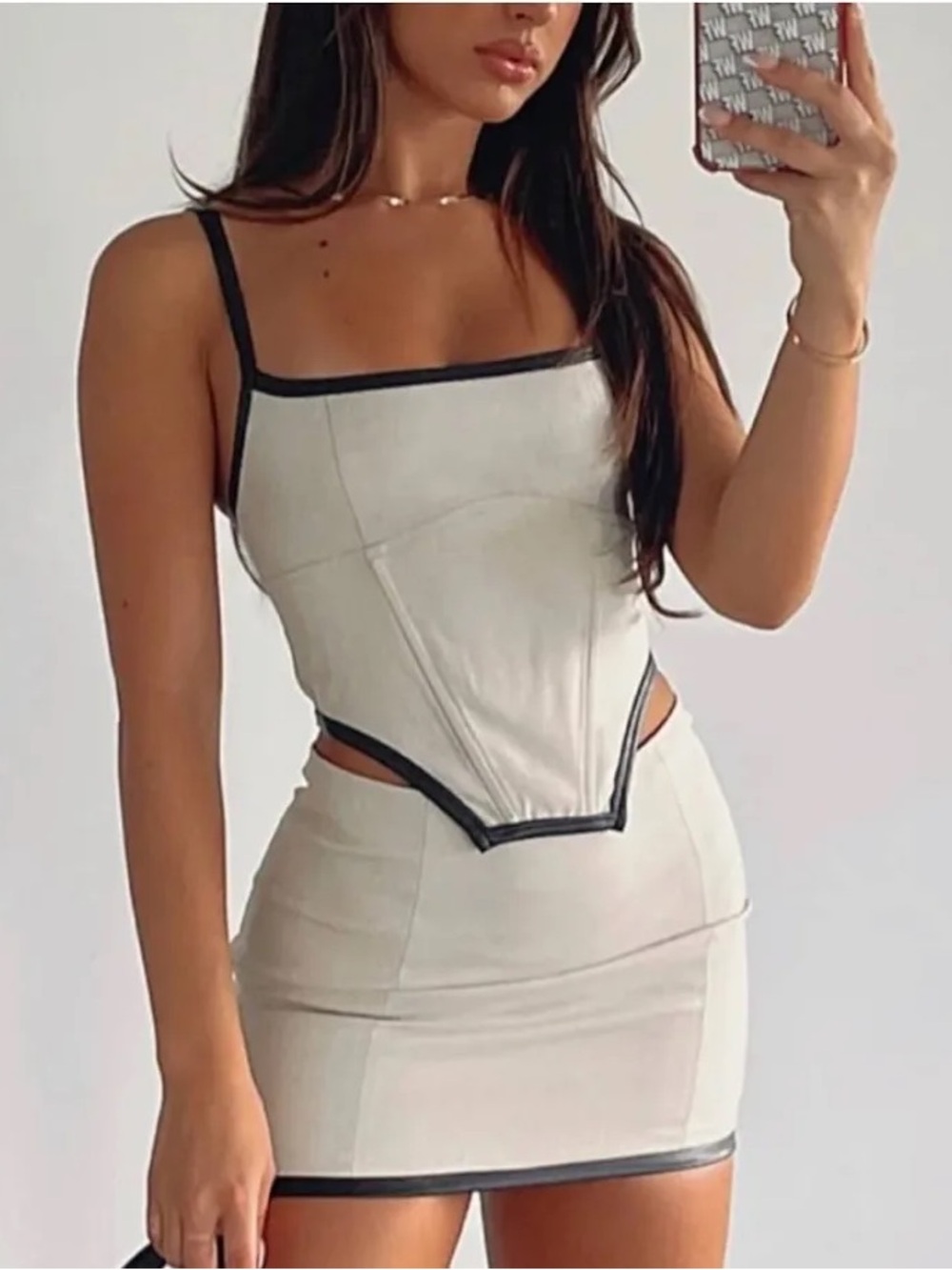 White Fox Set - Picture 2 of 2